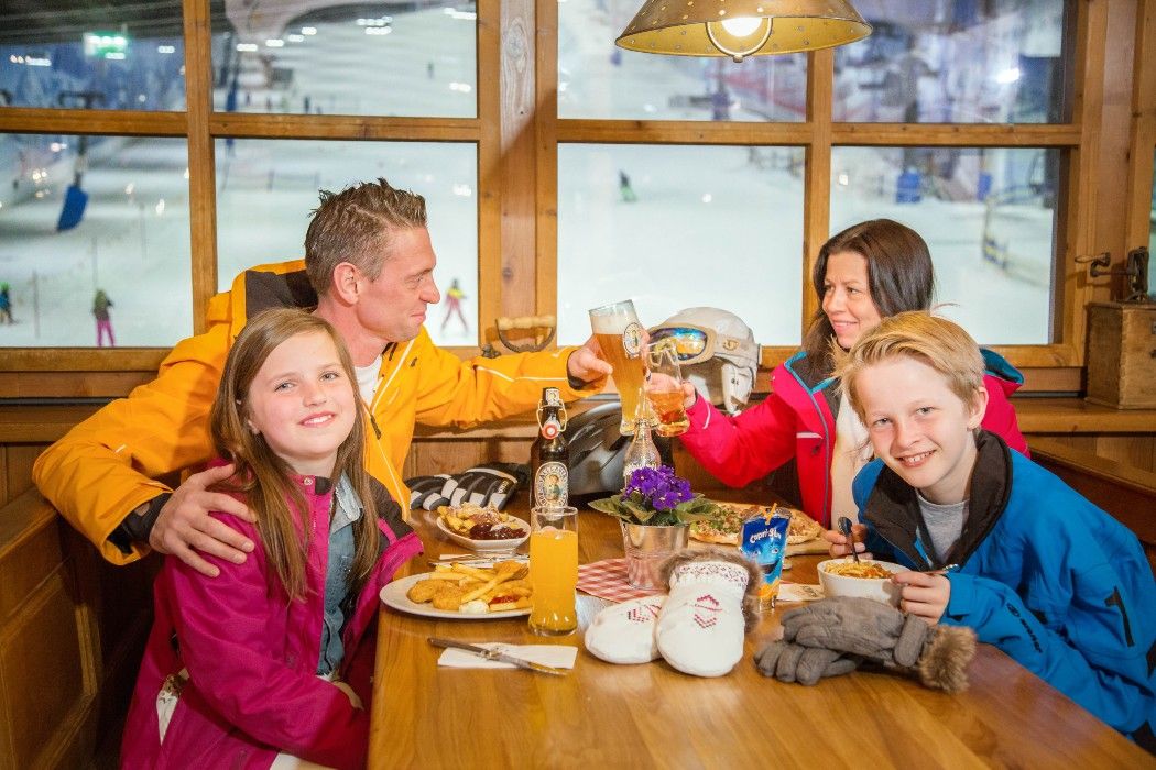 Families can take a break from sport and enjoy refreshments at the Salzburger Hochalm