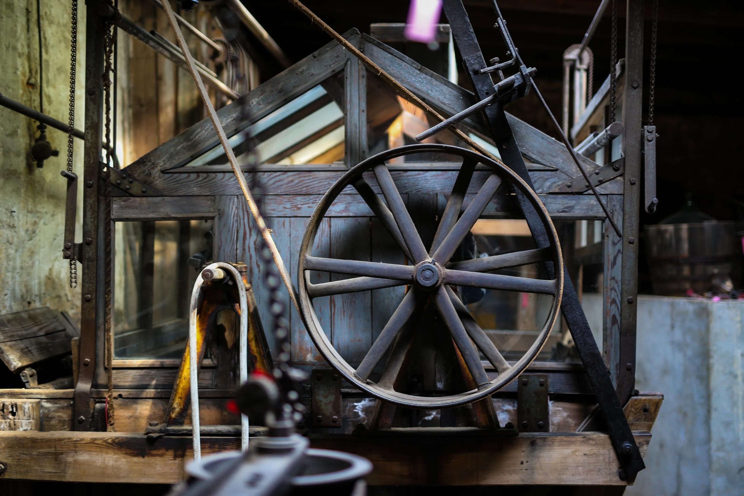 Power transmission using drive belts is clearly demonstrated in the industrial museum