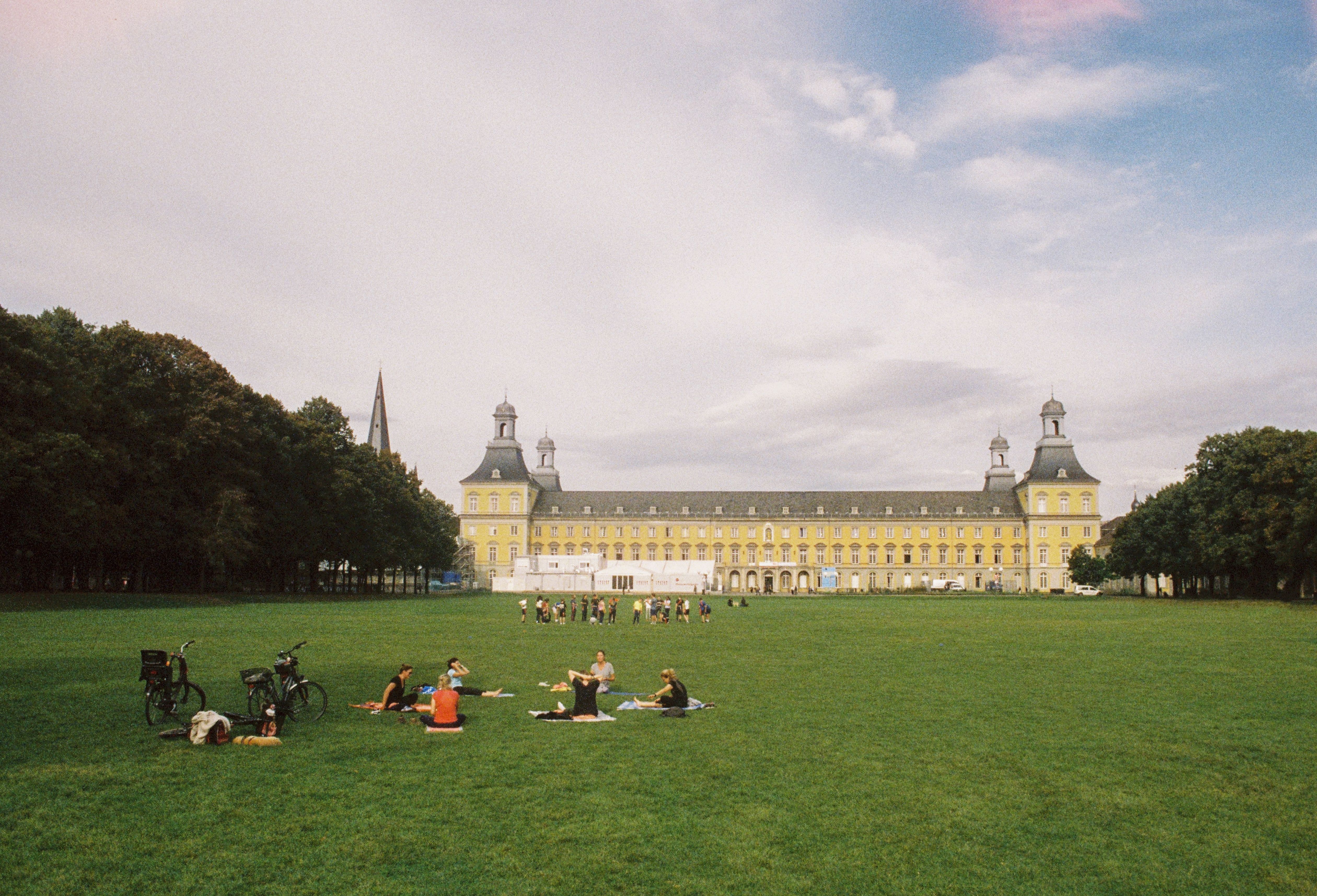 The courtyard garden of the University of Bonn