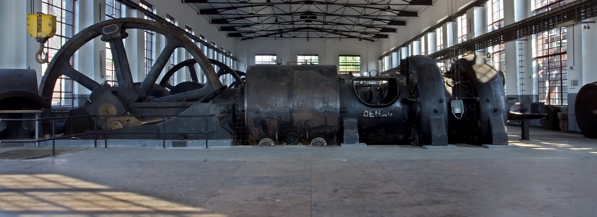 A unique ensemble of five gas compressors makes the machine hall the jewel of the Hansa coking plant