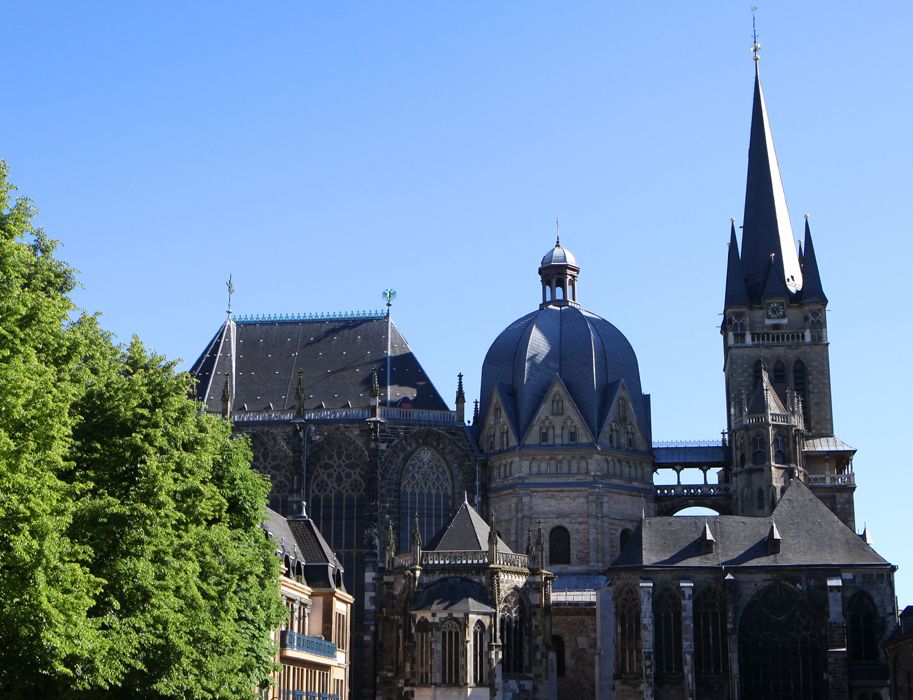 The outline of Aachen Cathedral can be seen from afar