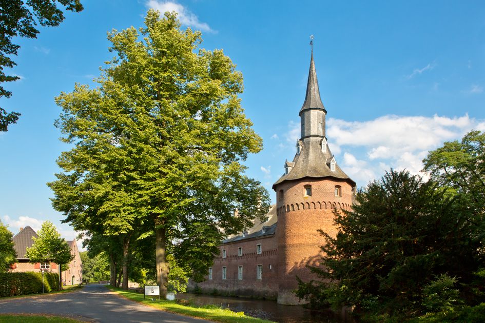 Castle Wissen entrance lower rhine