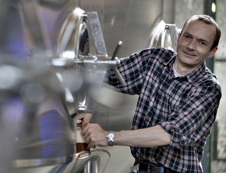 Master brewer Carsten Doelz