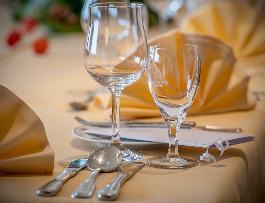 A finely laid table awaits guests at the Lippeschlößchen restaurant