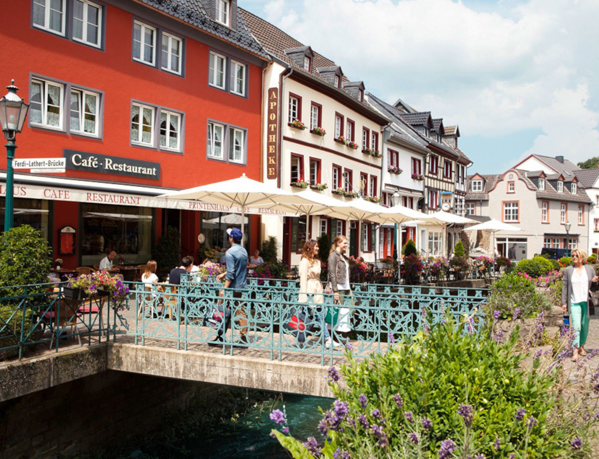 City Outlet Bad Münstereifel, Bridge and shop front in City Outlet Bad Münstereifel