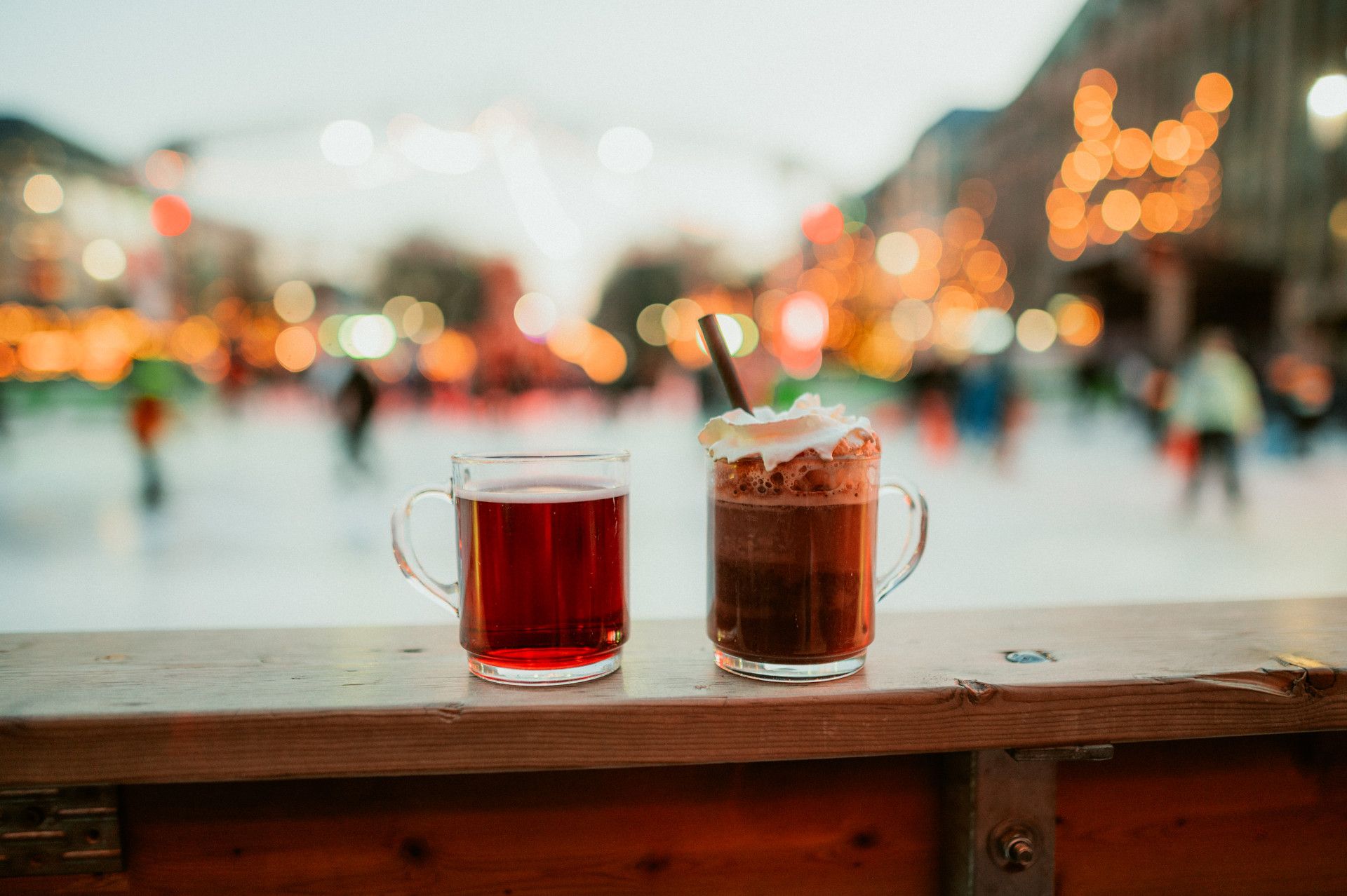 Düsseldorf Weihnachtsmarkt Glühwein