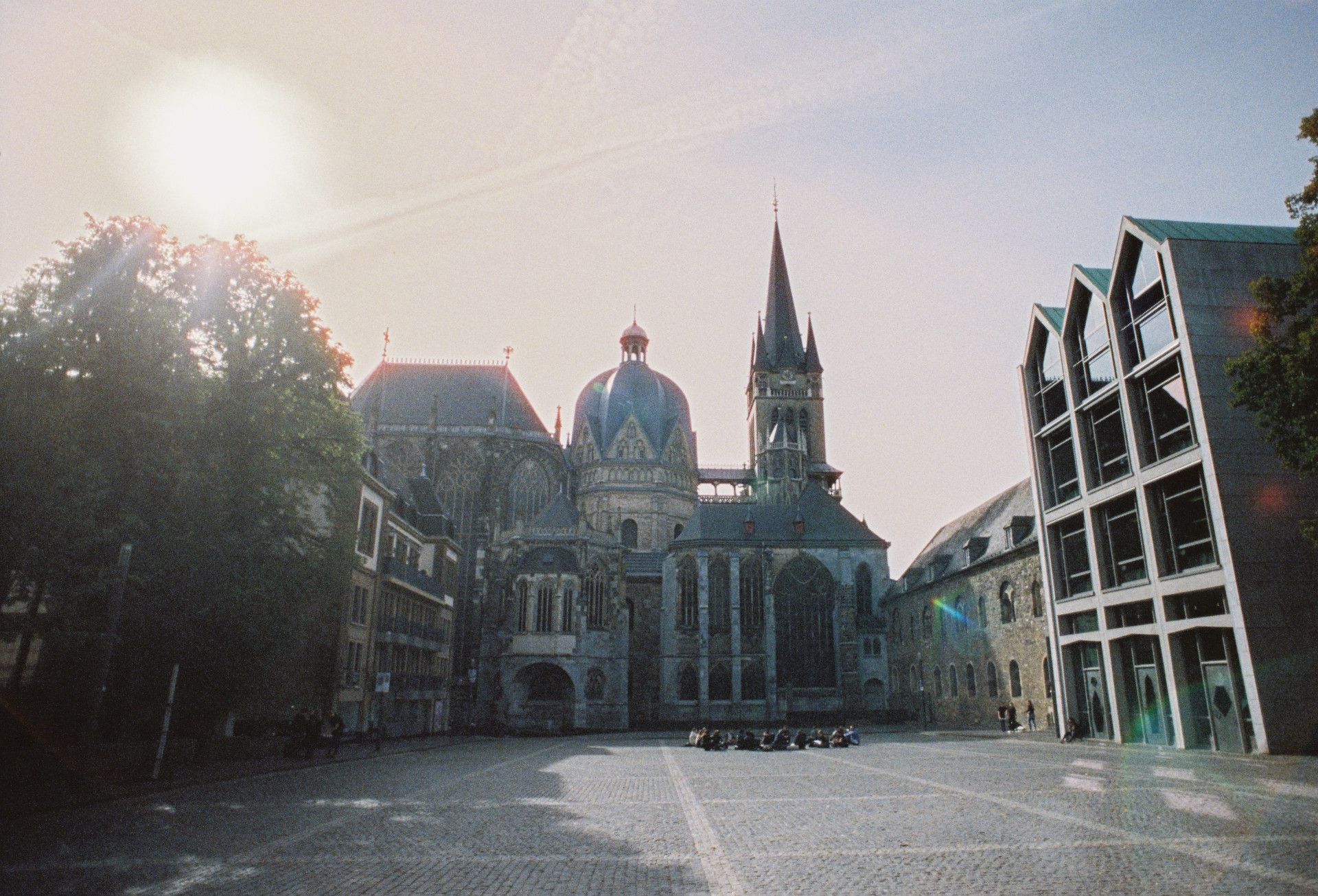 Vorplatz des Aachener Doms