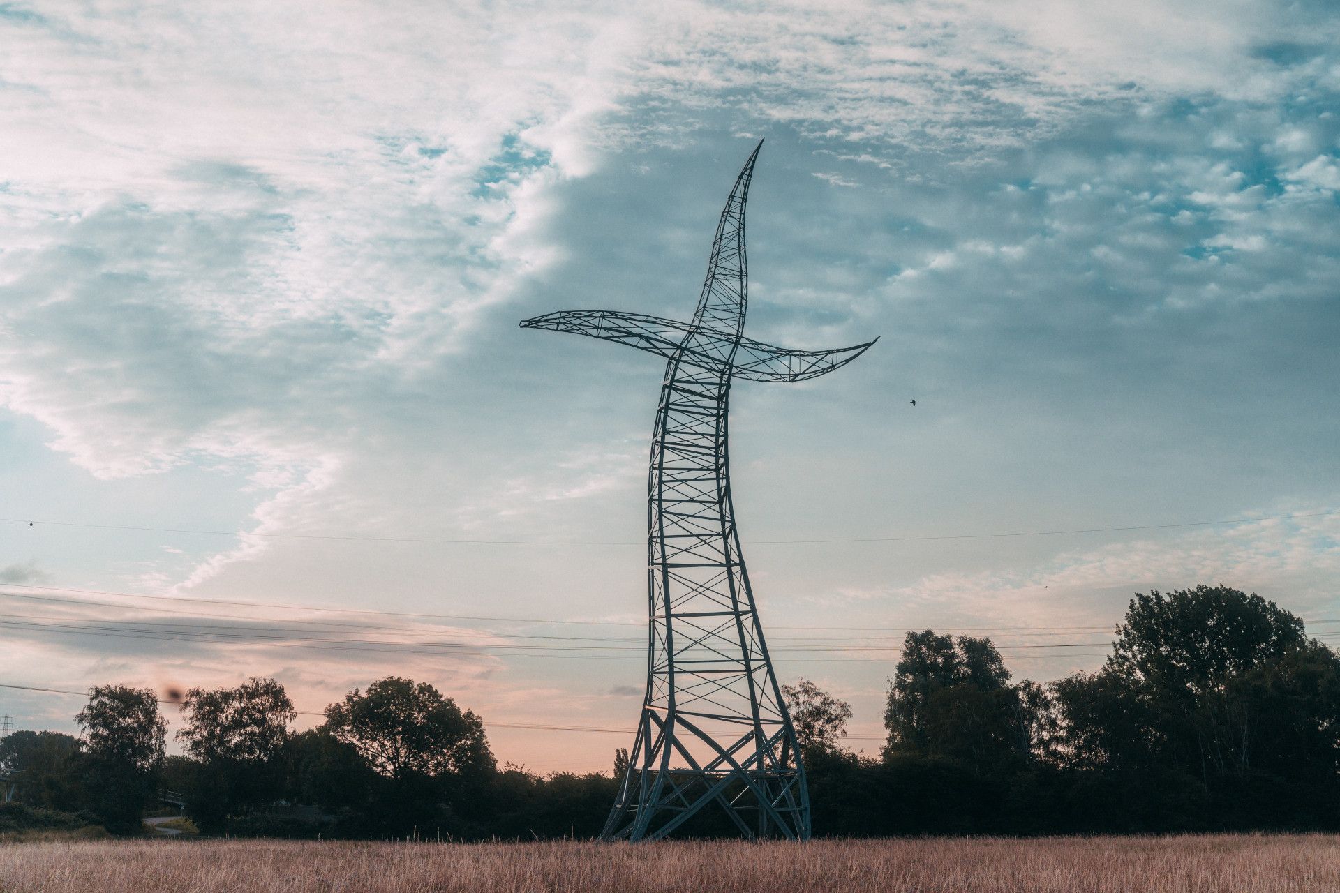 Tanzender Strommast in Oberhausen