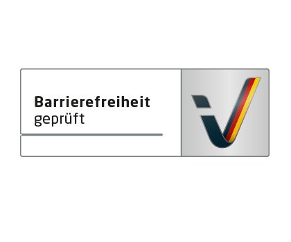 Das Kennzeichen „Barrierefreiheit geprüft“ basiert auf „Information zur Barrierefreiheit“ und bedeutet, dass zusätzlich die Qualitätskriterien für bestimmte Personengruppen teilweise oder vollständig erfüllt sind.