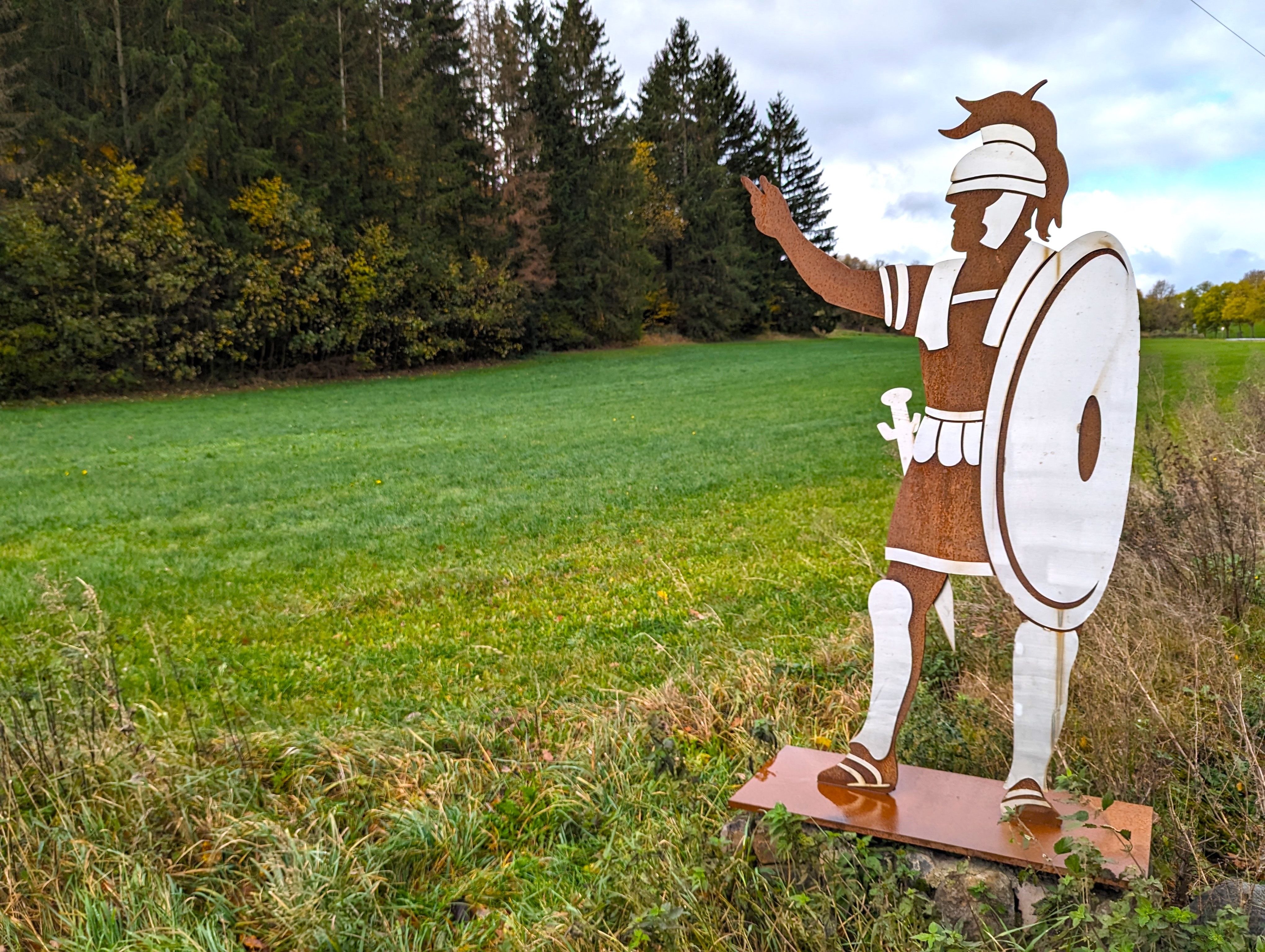 Roman signposts on the Roman canal hiking trail